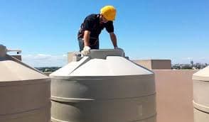 تنظيف خزانات المياه بأحدث التقنيات – ضمان نظافة وتعقيم كامل